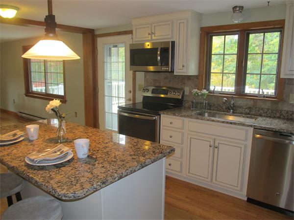 1 Old Village Road Sturbridge, MA 01566 - Photo 4 of 30 Gallery Image 4