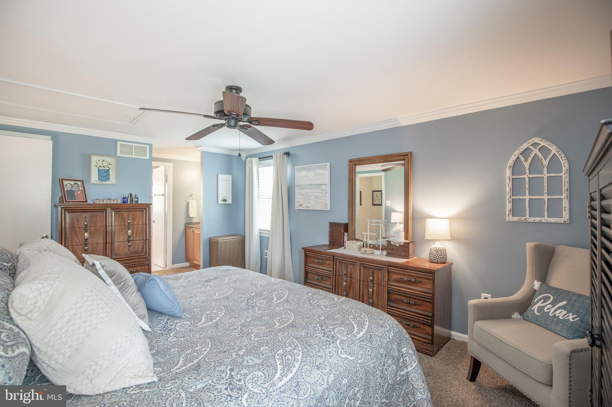 3131 Line Lexington Road Hatfield, PA 19440 - Photo 28 of 45 Private vanity area and dressing area