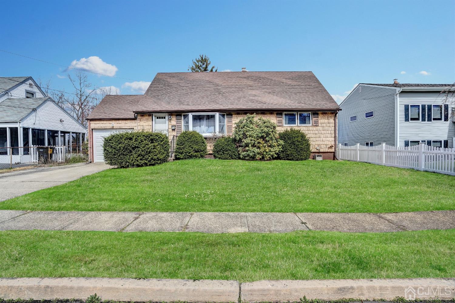 23 Venus Road Old Bridge, NJ 08879 - Photo 3 of 26 Gallery Image 3