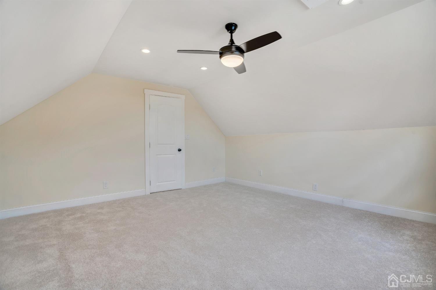 23 Venus Road Old Bridge, NJ 08879 - Photo 22 of 26 Gallery Image 22