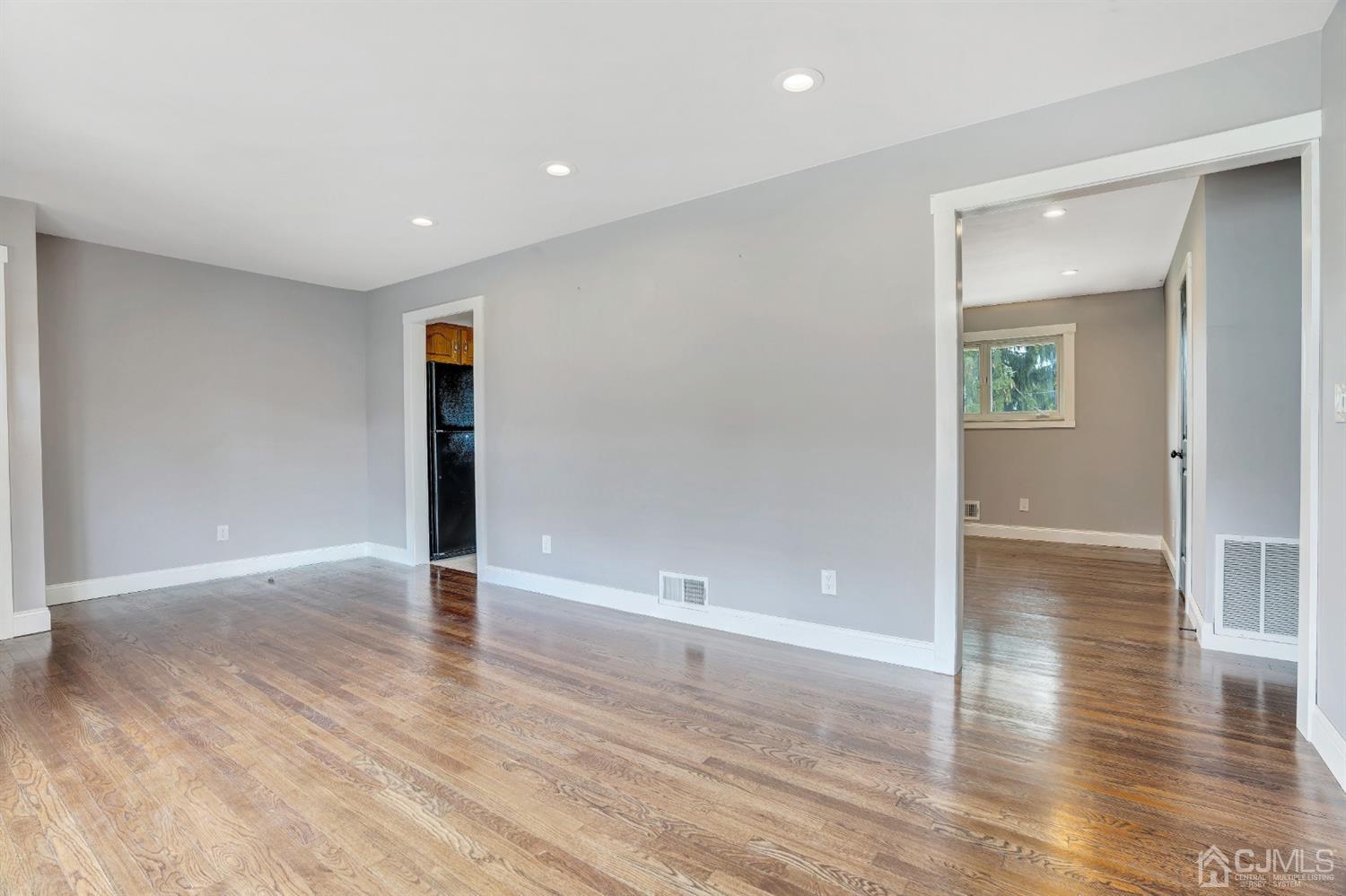 23 Venus Road Old Bridge, NJ 08879 - Photo 8 of 26 Gallery Image 8