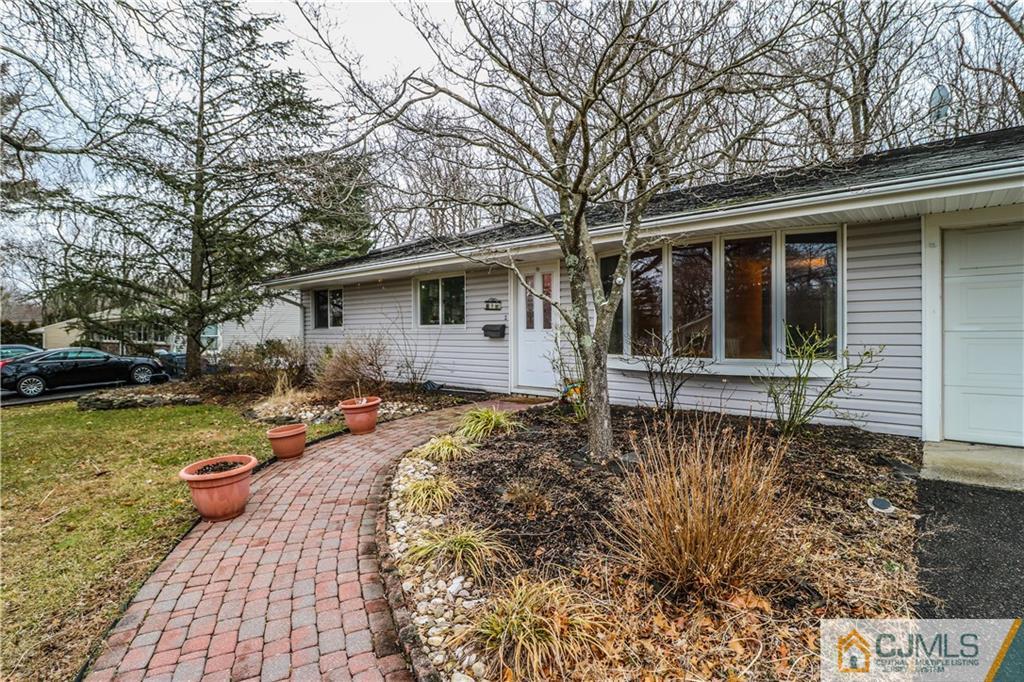 8 Wheeler Road Kendall Park, NJ 08824 - Photo 2 of 25 Gallery Image 2