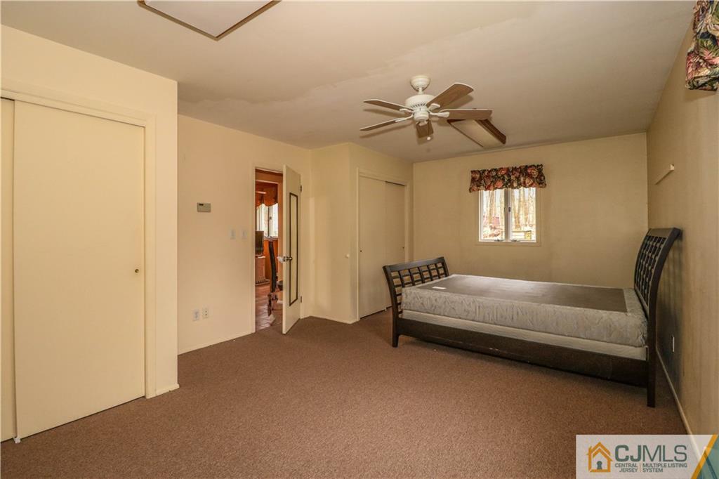 8 Wheeler Road Kendall Park, NJ 08824 - Photo 15 of 25 Gallery Image 15