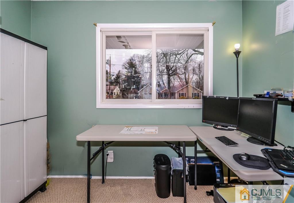 8 Wheeler Road Kendall Park, NJ 08824 - Photo 21 of 25 Gallery Image 21