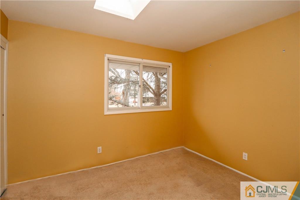 8 Wheeler Road Kendall Park, NJ 08824 - Photo 22 of 25 Gallery Image 22