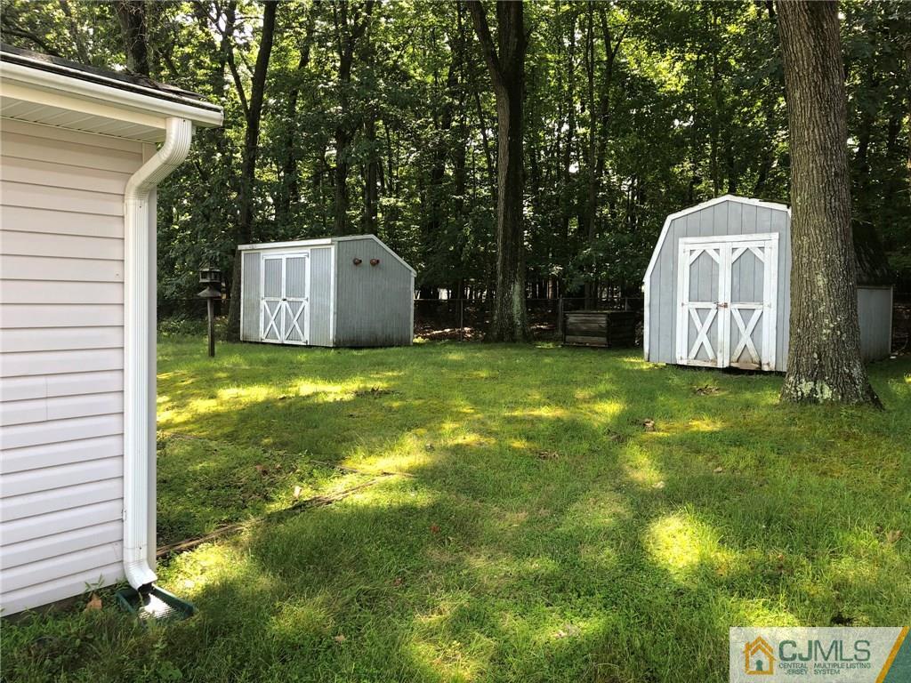8 Wheeler Road Kendall Park, NJ 08824 - Photo 23 of 25 Gallery Image 23