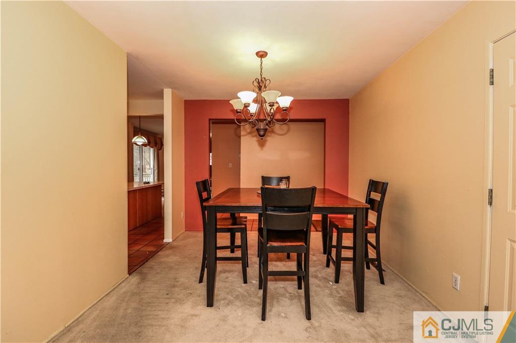 8 Wheeler Road Kendall Park, NJ 08824 - Photo 10 of 25 Gallery Image 10