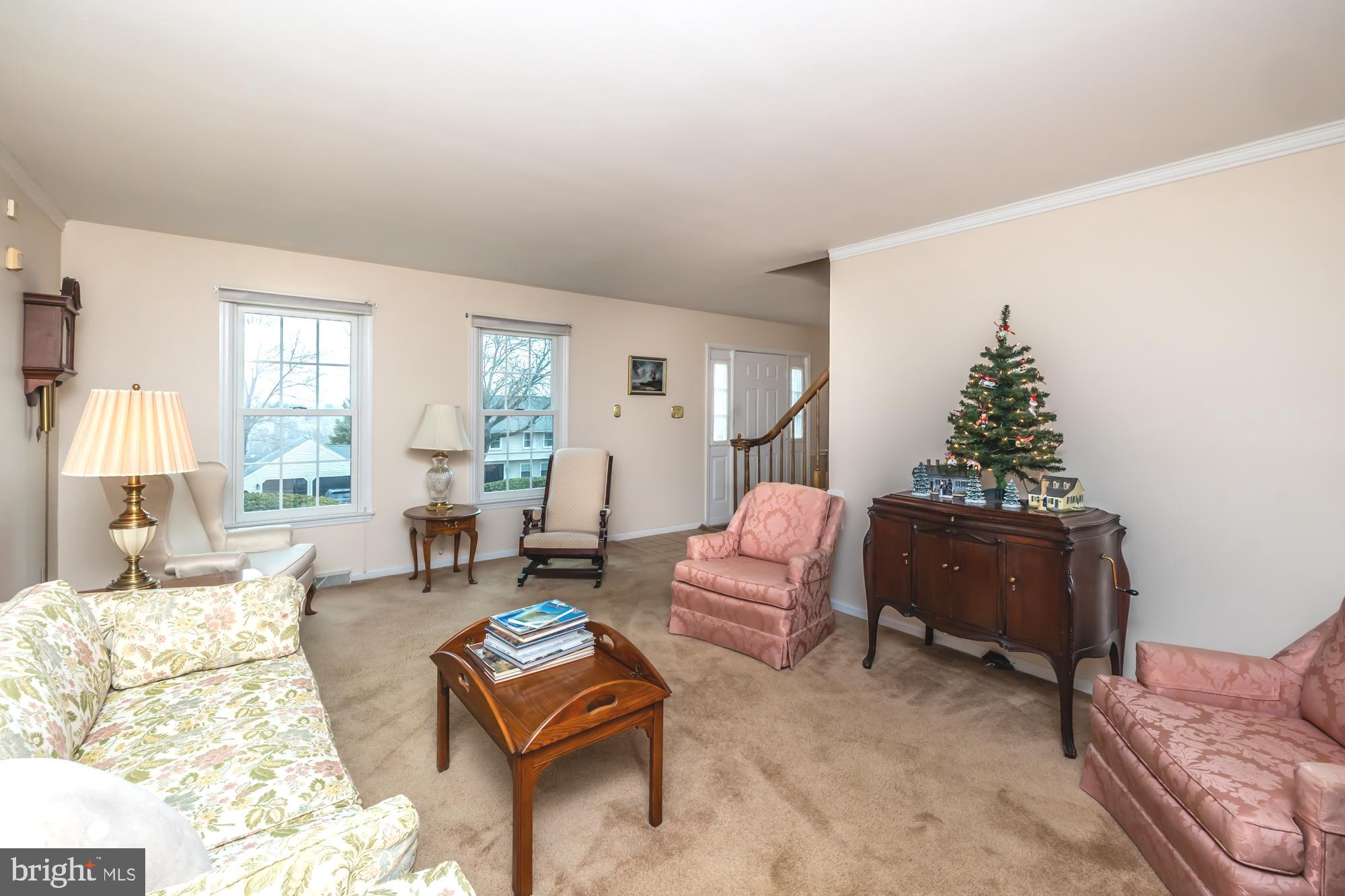 30 Estates Drive Reading, PA 19606 - Photo 8 of 45 a living room with furniture and a window
