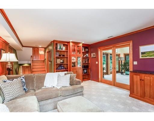 8 Springhouse Road Hampden, MA 01036 - Photo 10 of 30 a living room with furniture