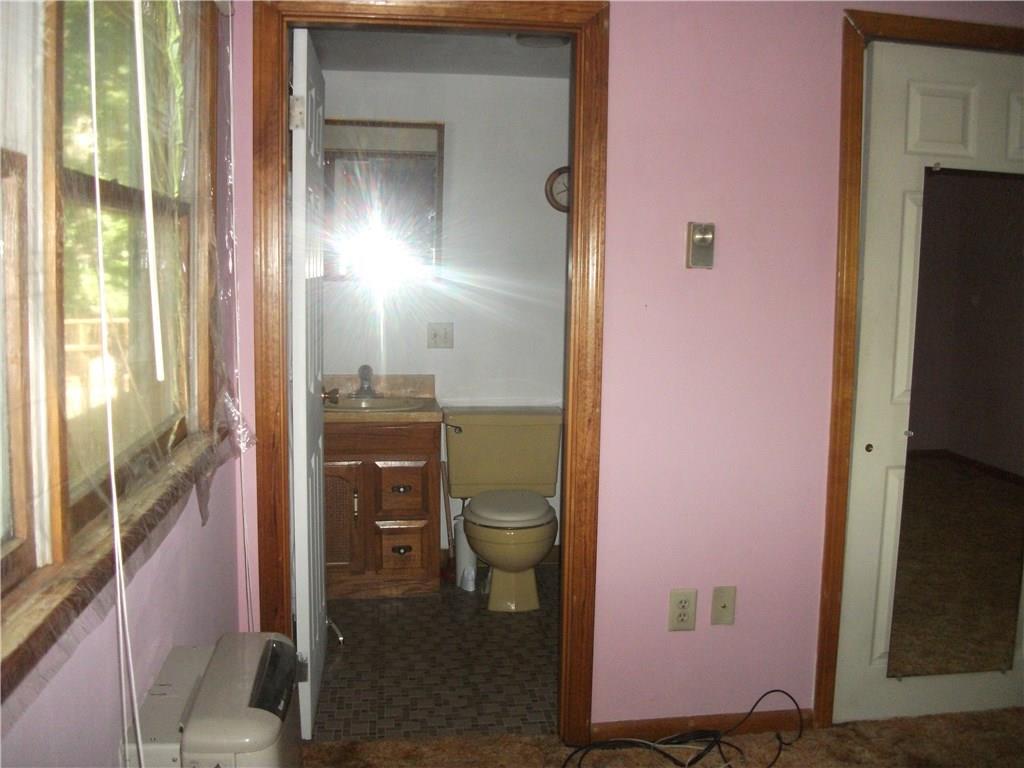 39 Old Post Road York, ME 03909 - Photo 10 of 22 Photo