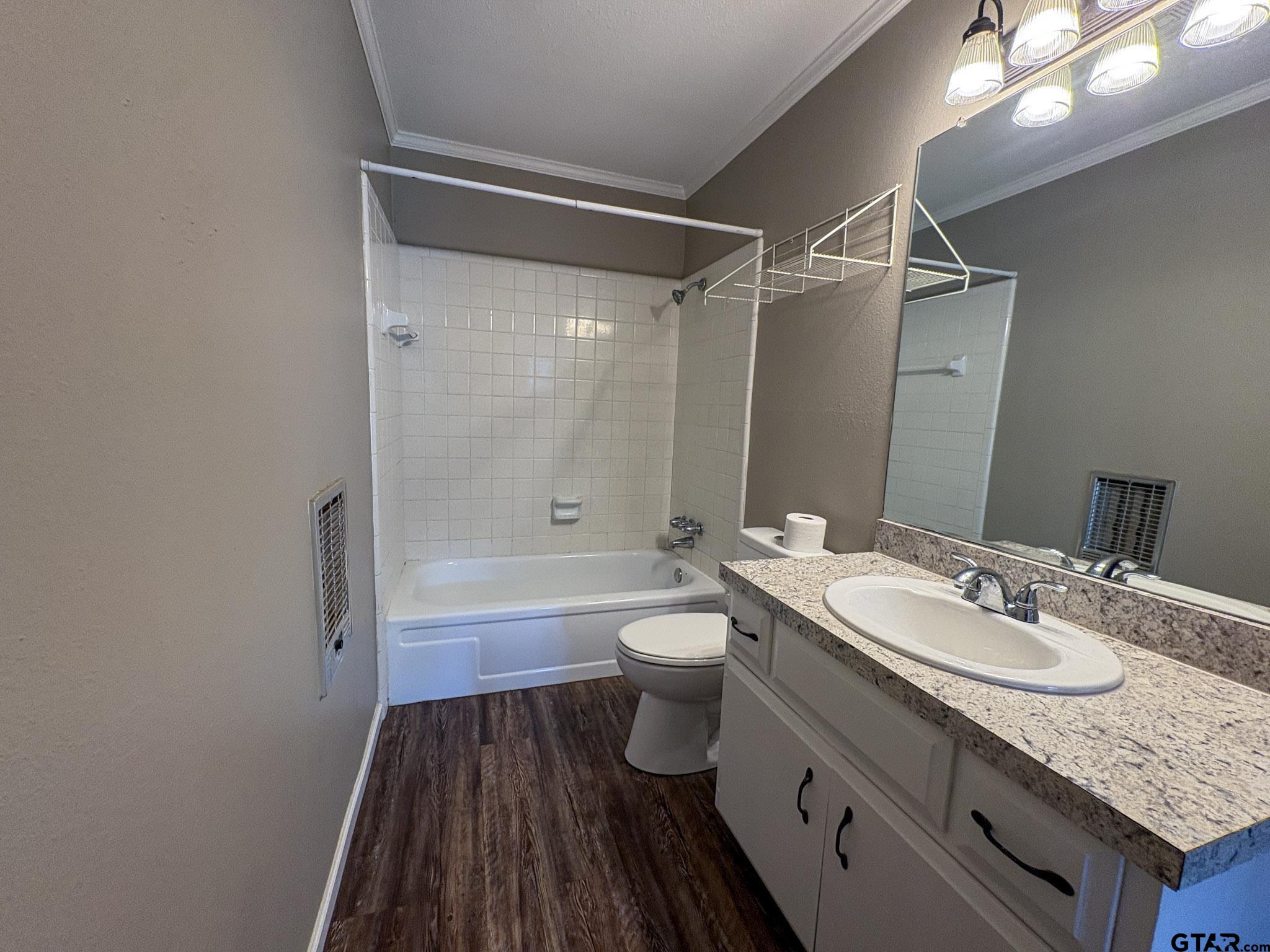 11488 Highway 248 Spur, Unit 8 Tyler, TX 75707 - Photo 4 of 7