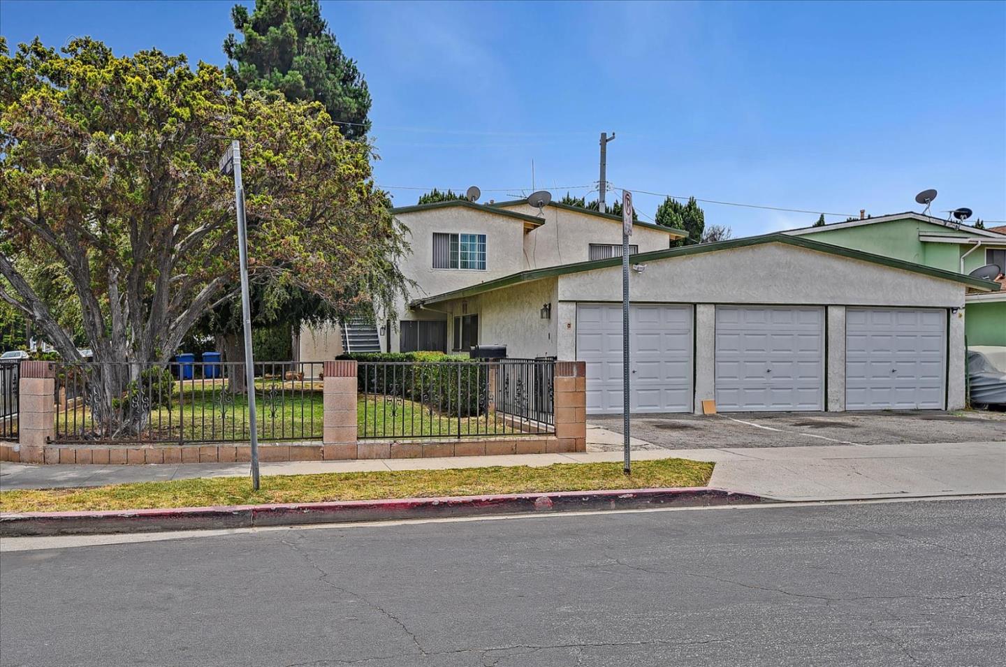12000 Sylvester Street, Los Angeles, CA 90066 | Compass