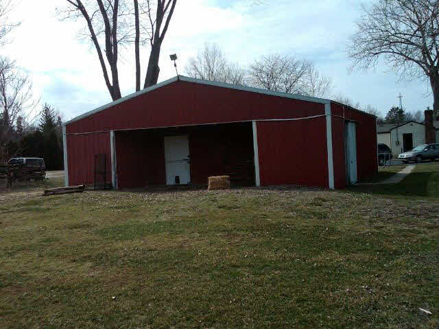 8766 Douglas Road Temperance, MI 48182 - Photo 6 of 7 Pole Barn Rear