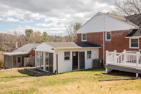 $400,000 | 207 Burnley Drive, Staunton, VA 24401