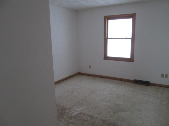 2844 Dourdan Road Belvidere, IL 61008 - Photo 4 of 11