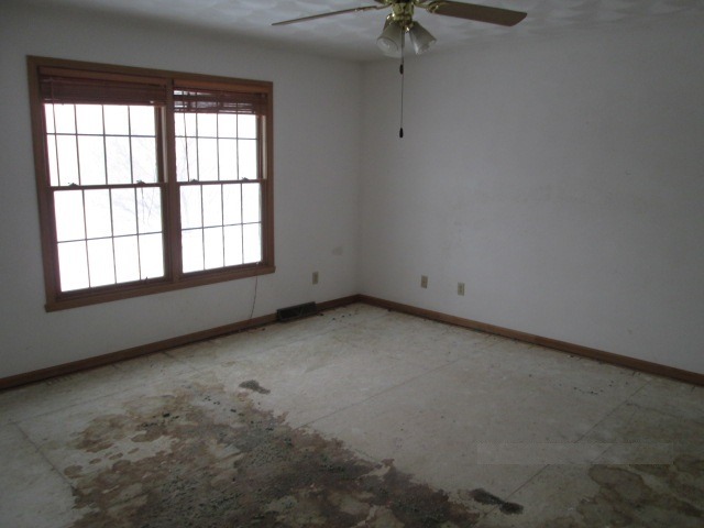 2844 Dourdan Road Belvidere, IL 61008 - Photo 5 of 11