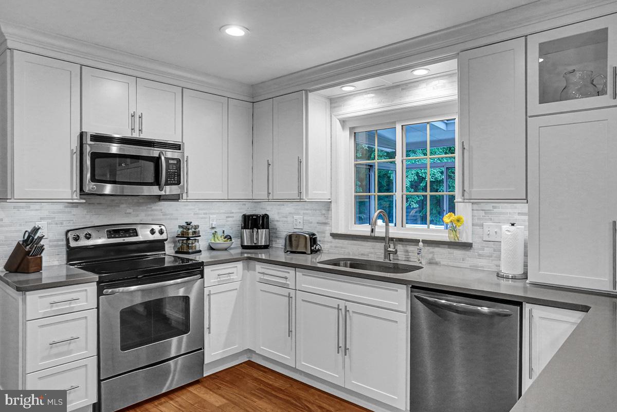 82 Flint Ridge Drive Reading, PA 19607 - Photo 9 of 43
