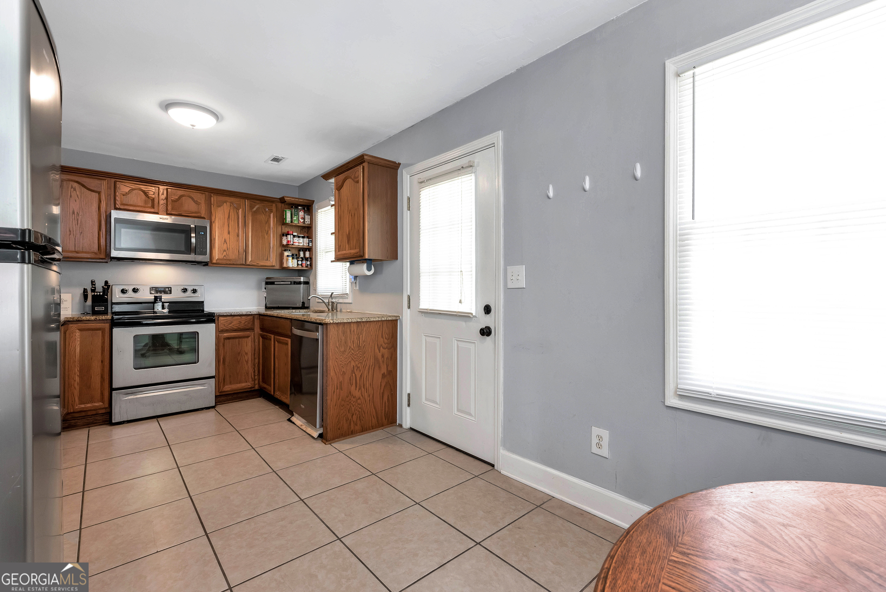 295 Tower Heights Road Gainesville, GA 30501 - Photo 14 of 34