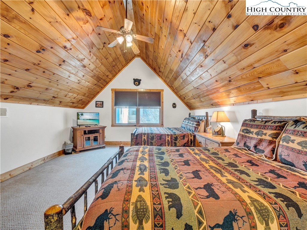 138 Hawthorn Road Beech Mountain, NC 28604 - Photo 31 of 47