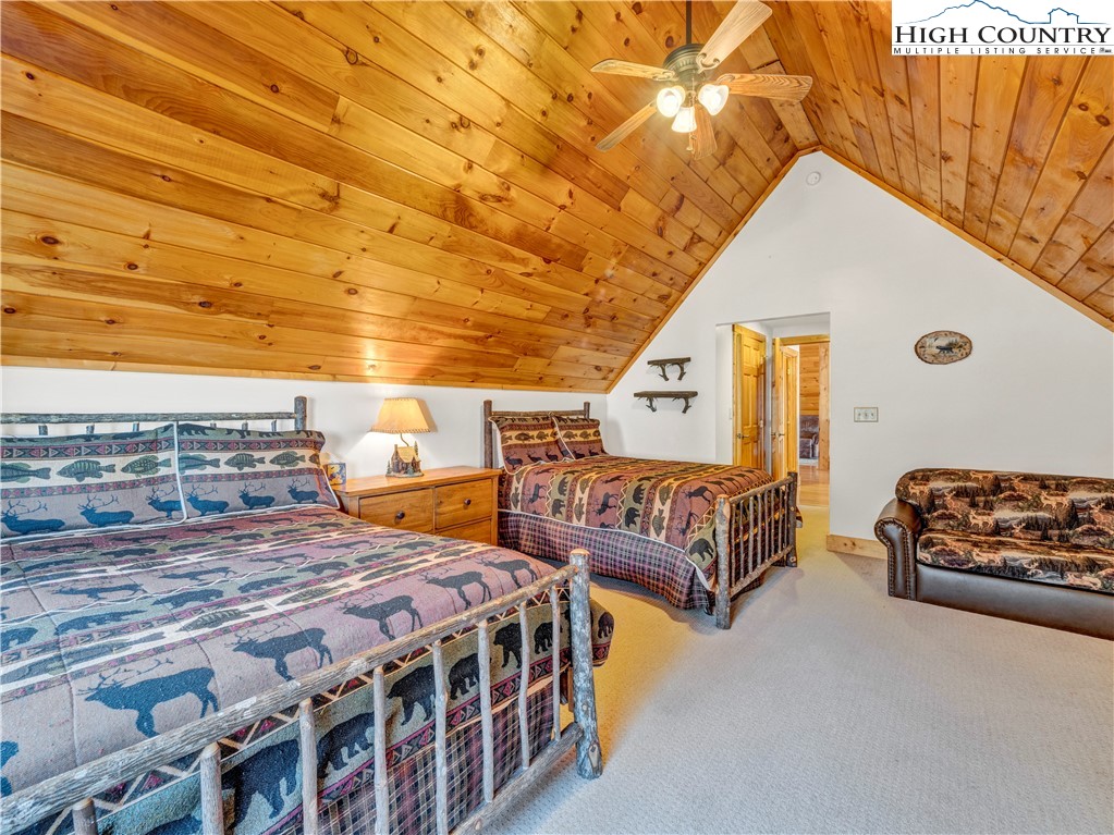 138 Hawthorn Road Beech Mountain, NC 28604 - Photo 32 of 47