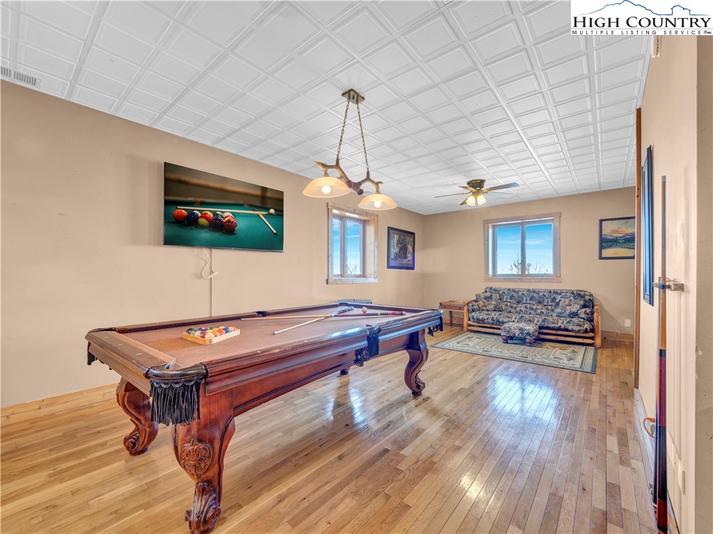 138 Hawthorn Road Beech Mountain, NC 28604 - Photo 37 of 47