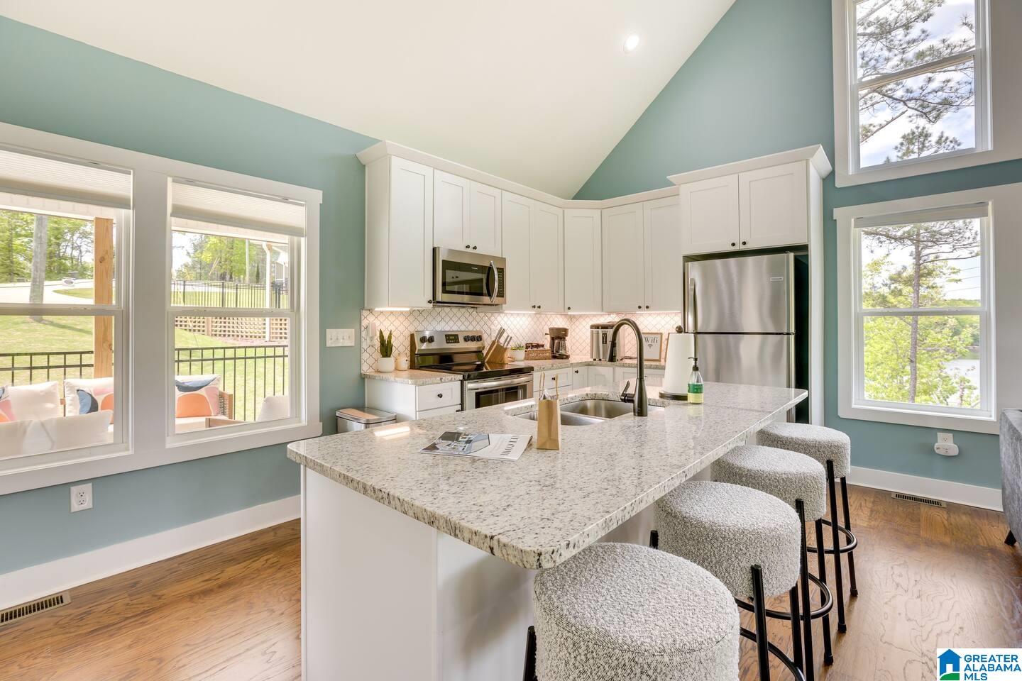 421 Point View Roanoke, AL 36274 - Photo 6 of 45