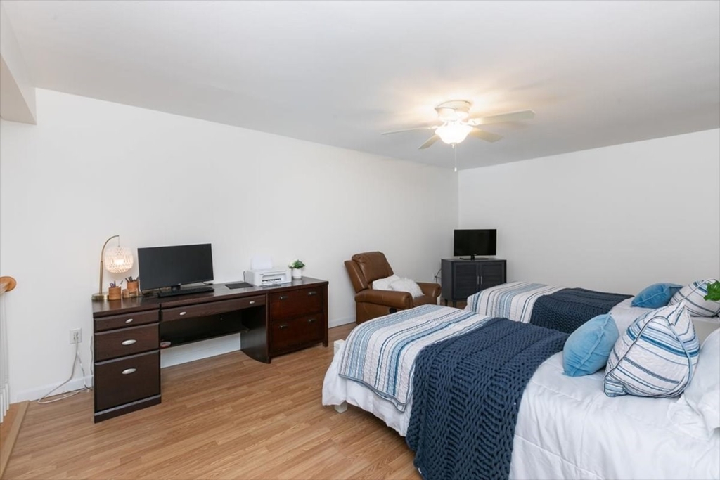 64 Brookview Road, Unit 64 Windham, NH 03087 - Photo 24 of 35