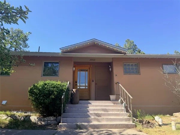 $3,800 | 2900 Arizona Avenue, Los Alamos, NM 87544