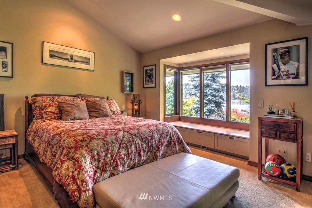 88 Cascade Key Bellevue, WA 98006 - Photo 17 of 25