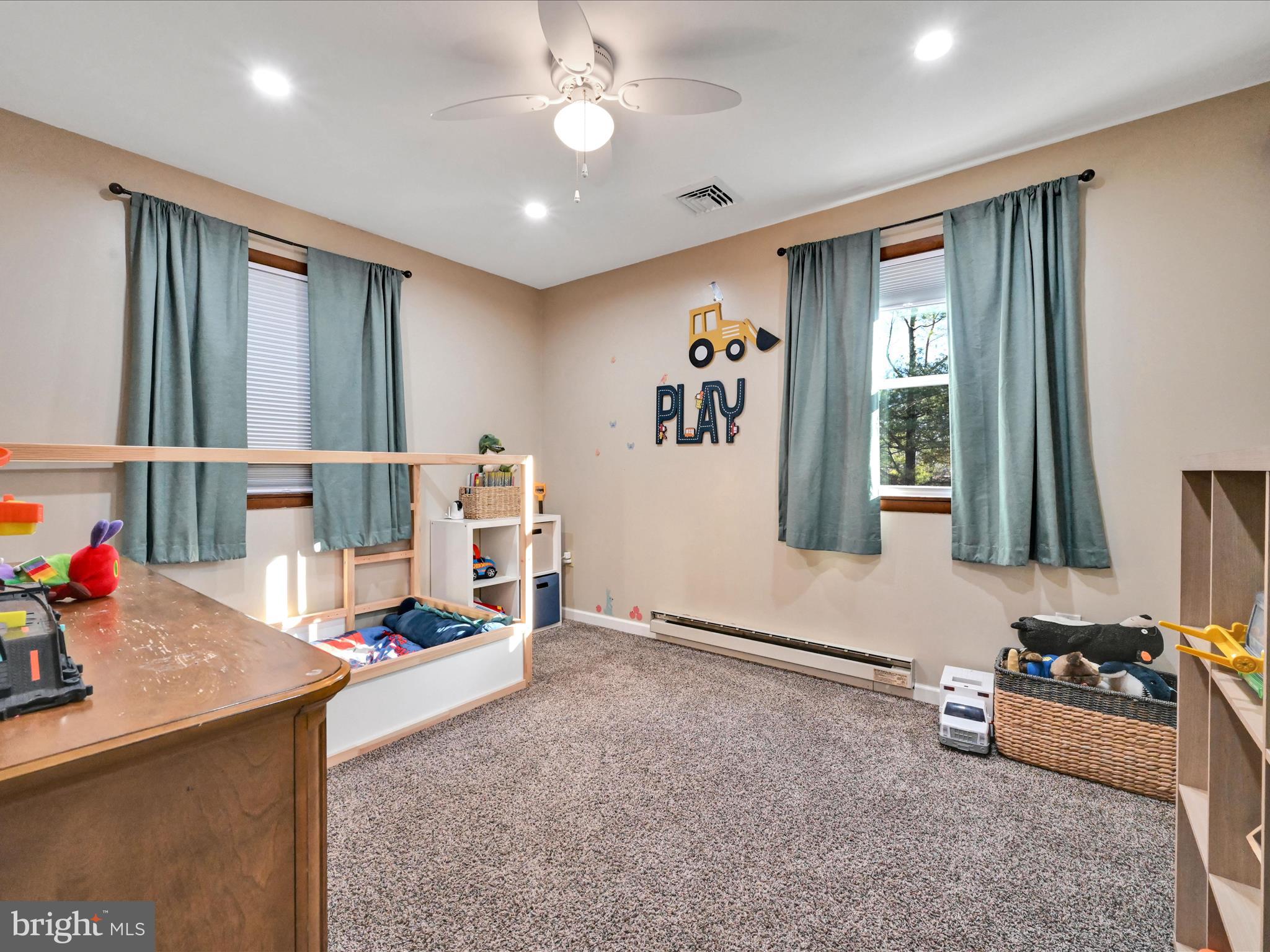 500 Vinemont Road Reading, PA 19608 - Photo 17 of 39 Bedroom