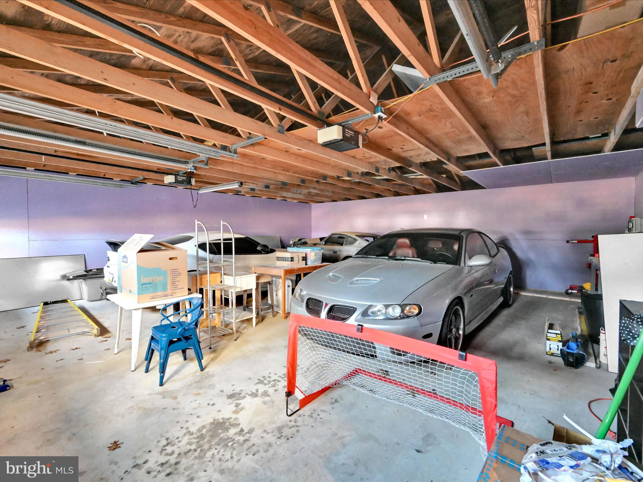 500 Vinemont Road Reading, PA 19608 - Photo 32 of 39 Garage