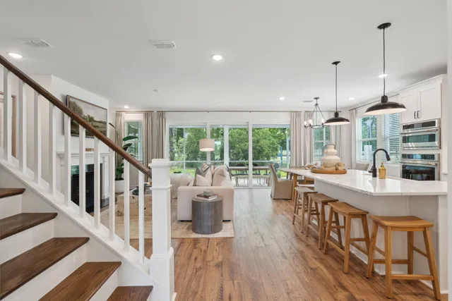 $649,900 | 2082 McGuire Lane, Unit 21, Hollywood, SC 29449