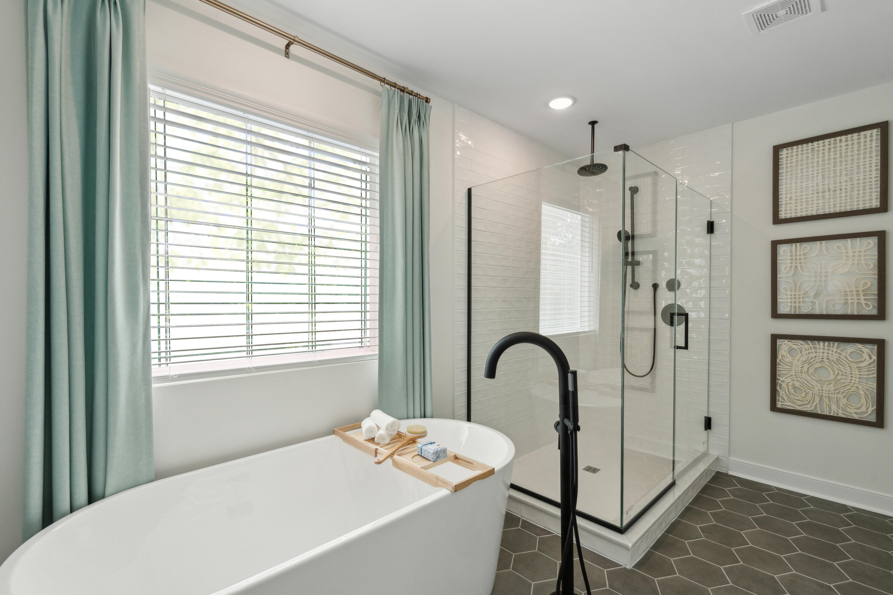 2082 McGuire Lane, Unit 21 Hollywood, SC 29449 - Photo 41 of 47 primary bath 2