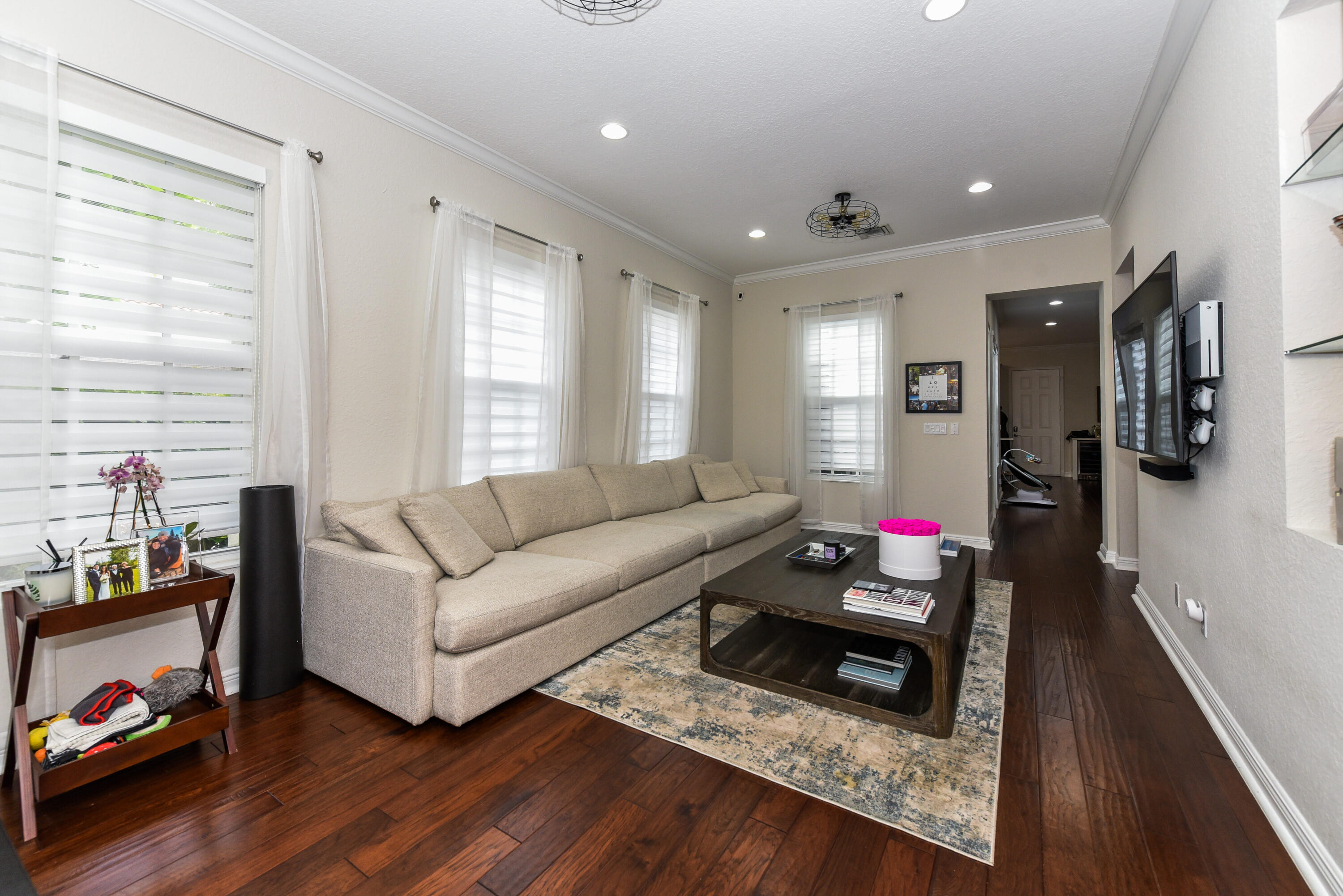 8302 Northwest 8th Terrace Boca Raton, FL 33487 - Photo 8 of 34 8302 NW 8th Terrace Boca Raton-print-008