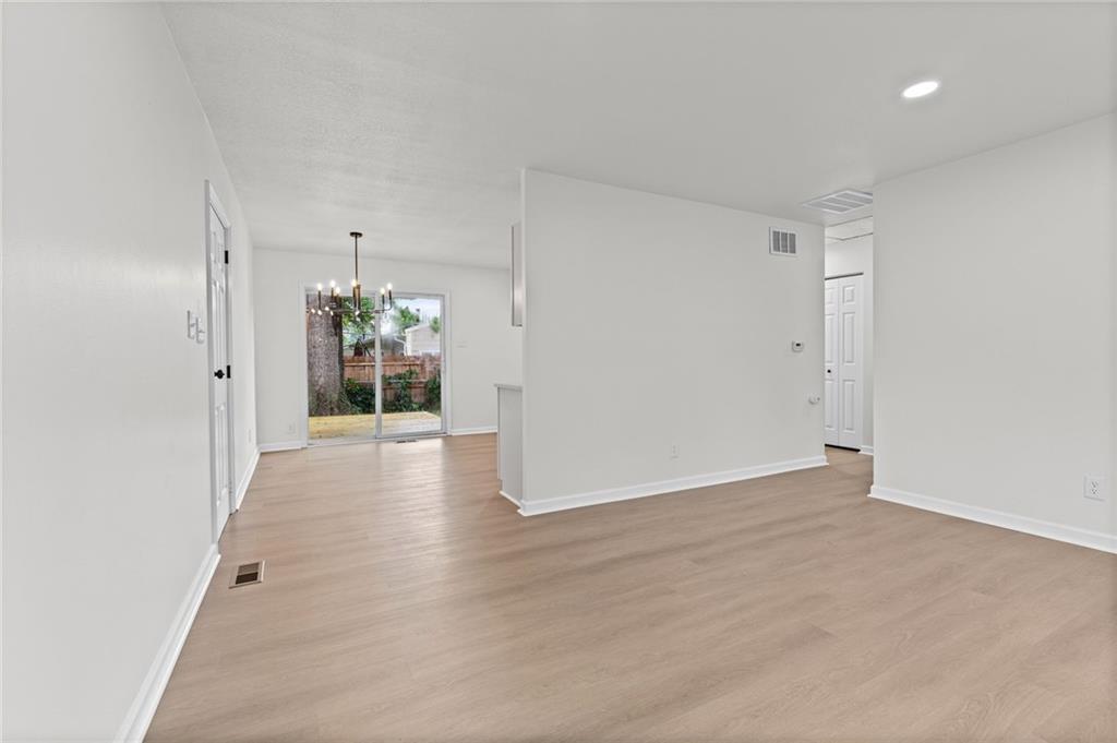 1828 Brook Street Lawrence, KS 66044 - Photo 4 of 25