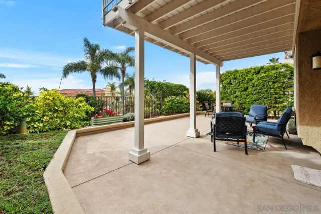 $2,450,000 | 7521 Navigator Circle, Carlsbad, CA 92011