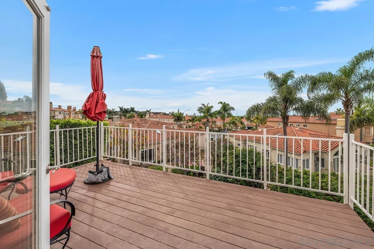 7521 Navigator Circle Carlsbad, CA 92011 - Photo 32 of 41