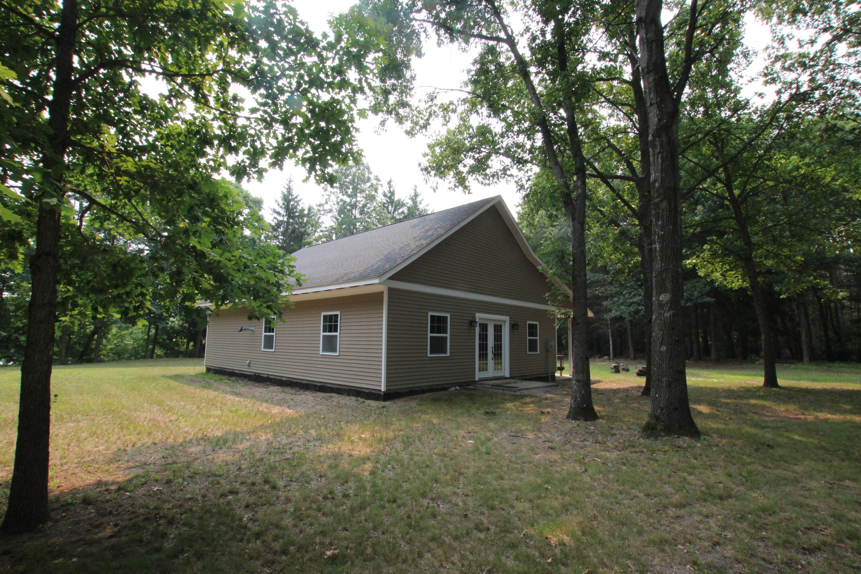8023 East Garfield Road Hesperia, MI 49421 - Photo 15 of 27 IMG_2437