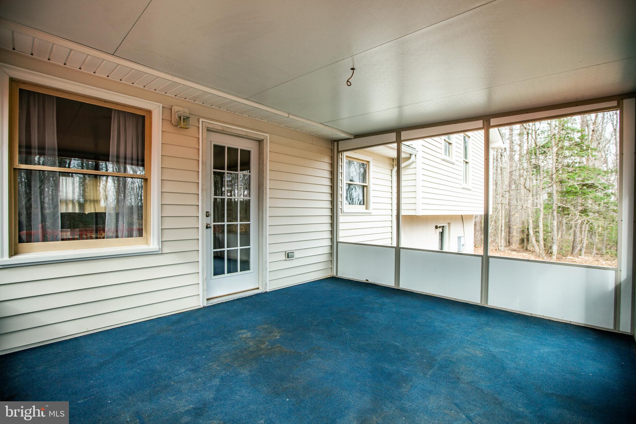 4780 Jericho Road Ruther Glen, VA 22546 - Photo 25 of 33 Sunroom