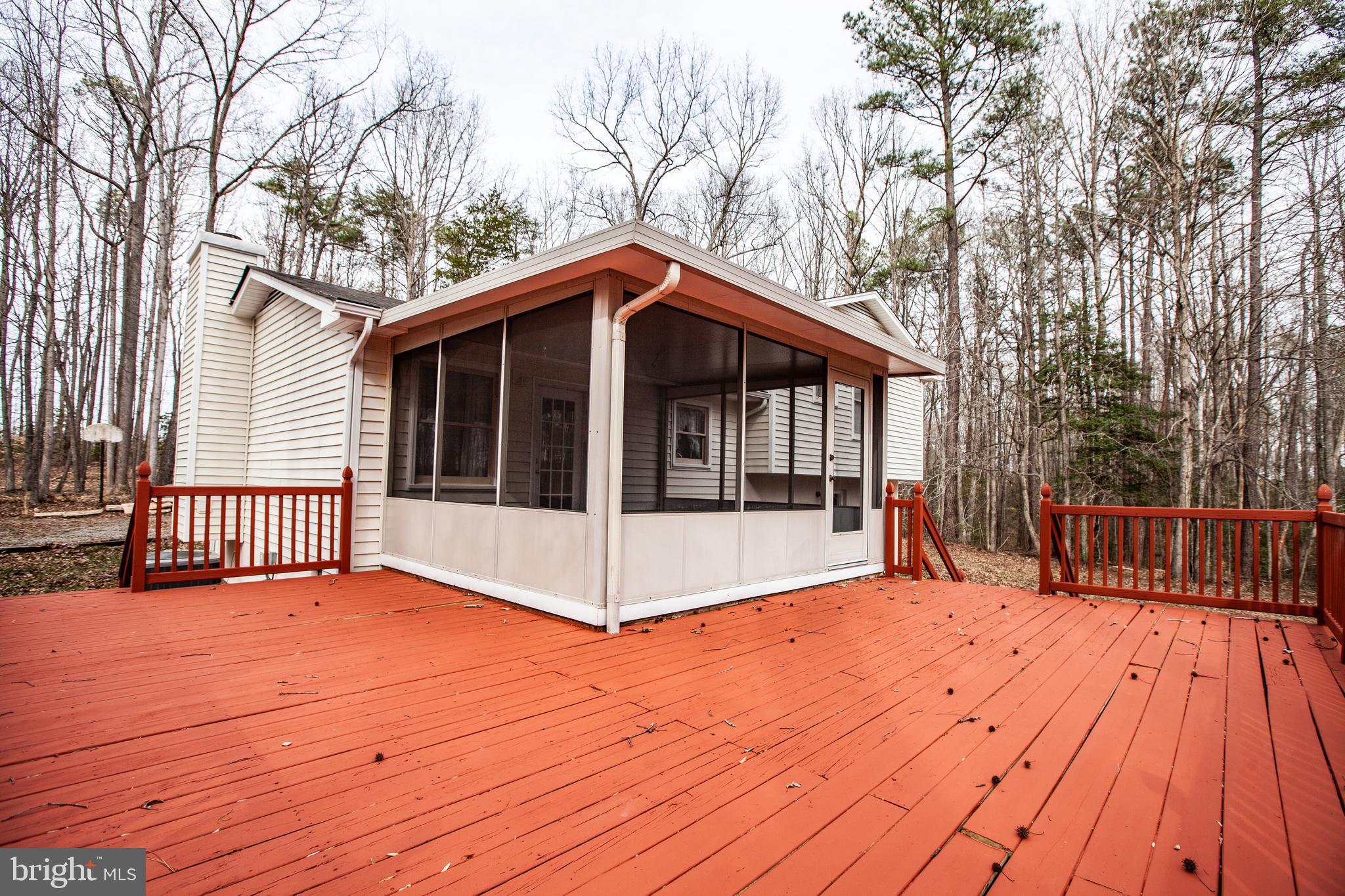 4780 Jericho Road Ruther Glen, VA 22546 - Photo 27 of 33 HUGE deck