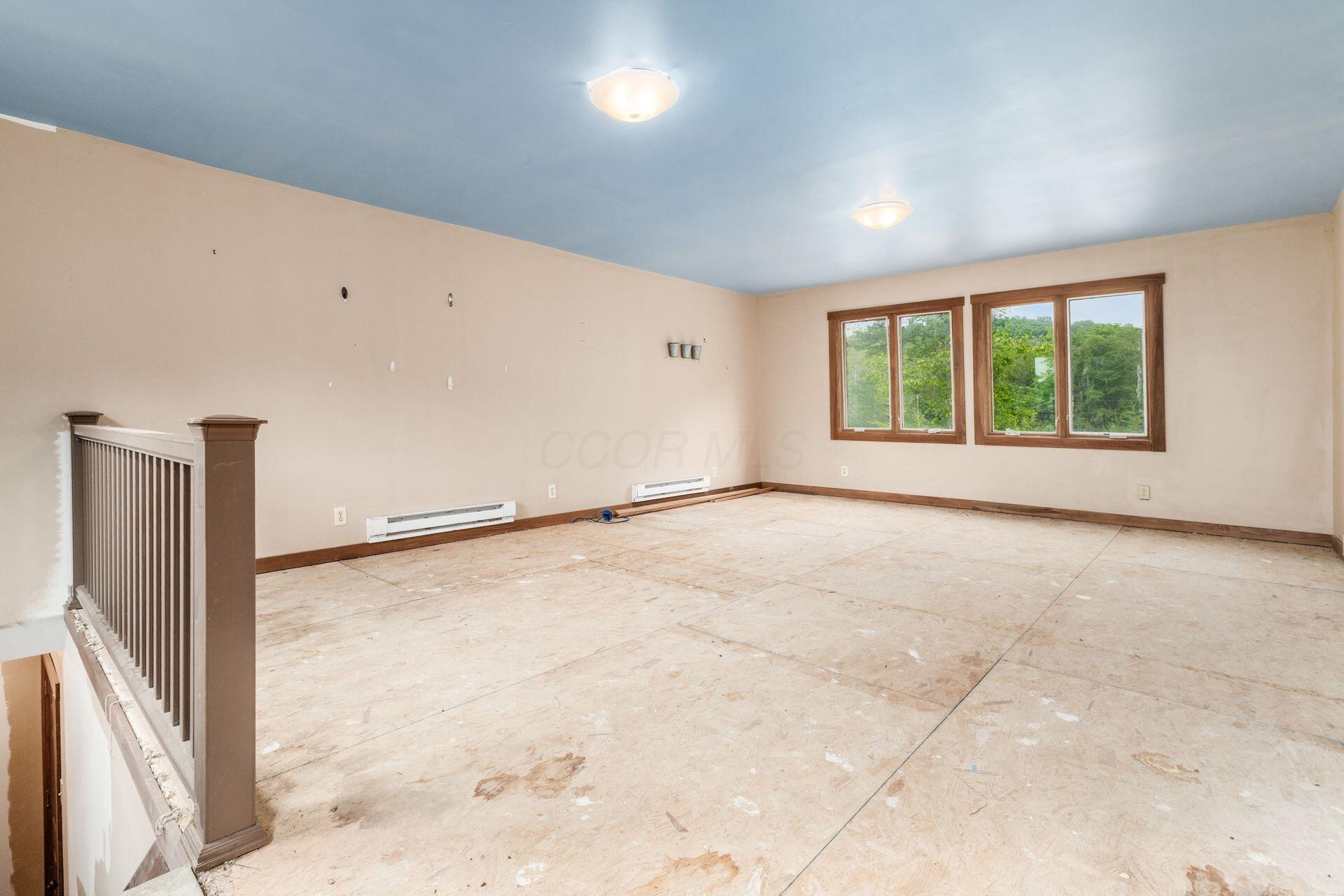 422 Debord Road Waverly, OH 45690 - Photo 45 of 57 Office