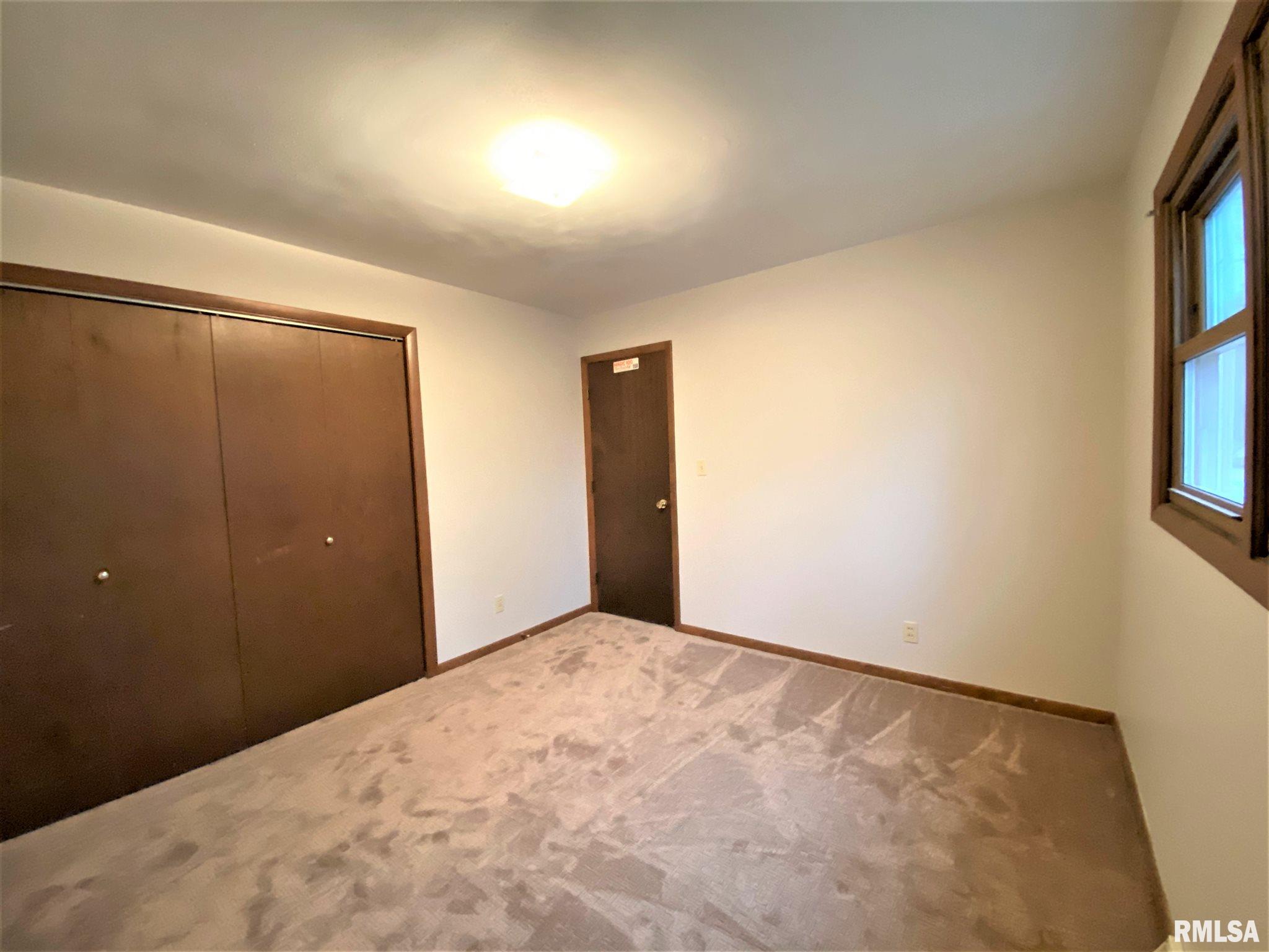 2321 Cahokia Drive Springfield, IL 62702 - Photo 17 of 29