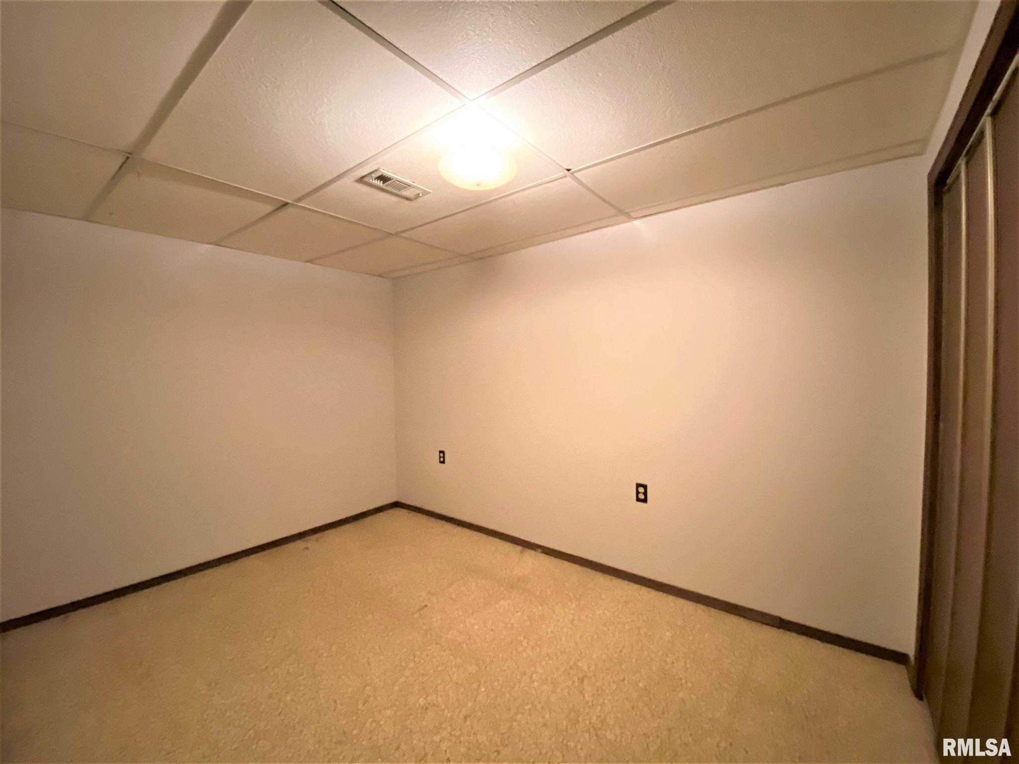 2321 Cahokia Drive Springfield, IL 62702 - Photo 25 of 29