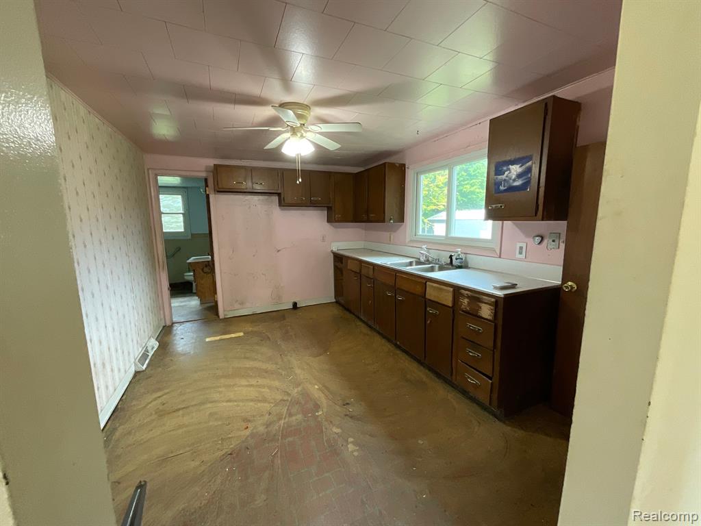 2659 Pine Tree Road Holt, MI 48842 - Photo 21 of 24