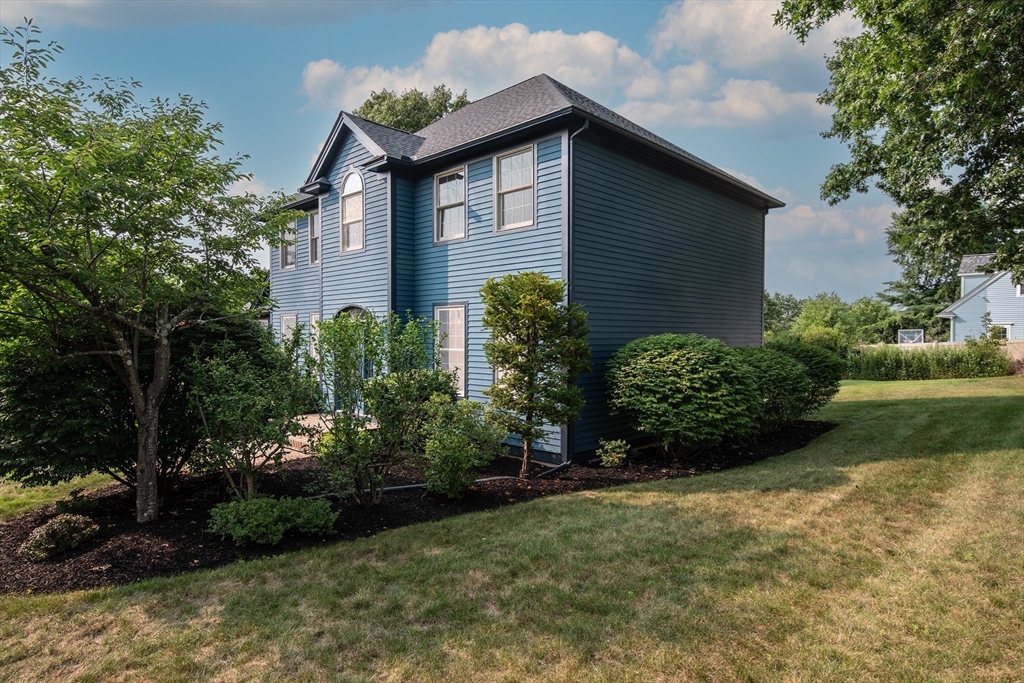 23 Summerfield Road Amherst, MA 01002 - Photo 6 of 42