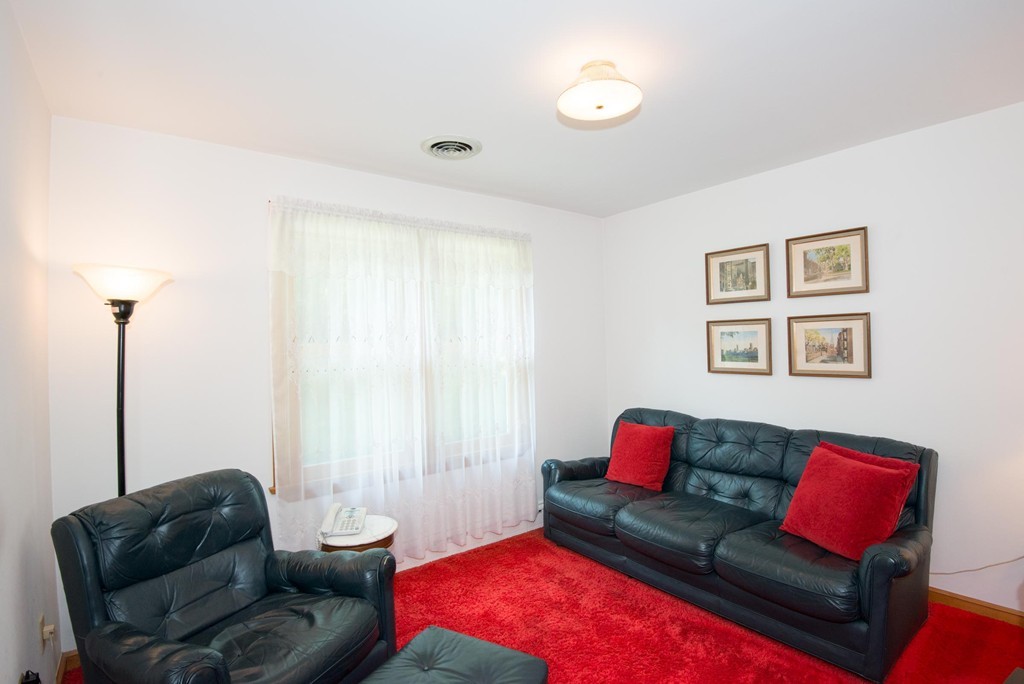 20 Lovell Road Lynnfield, MA 01940 - Photo 15 of 25 Gallery Image 15