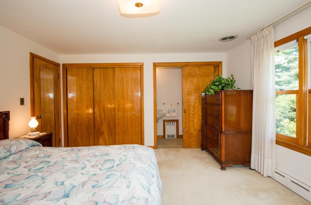 20 Lovell Road Lynnfield, MA 01940 - Photo 17 of 25 Gallery Image 17