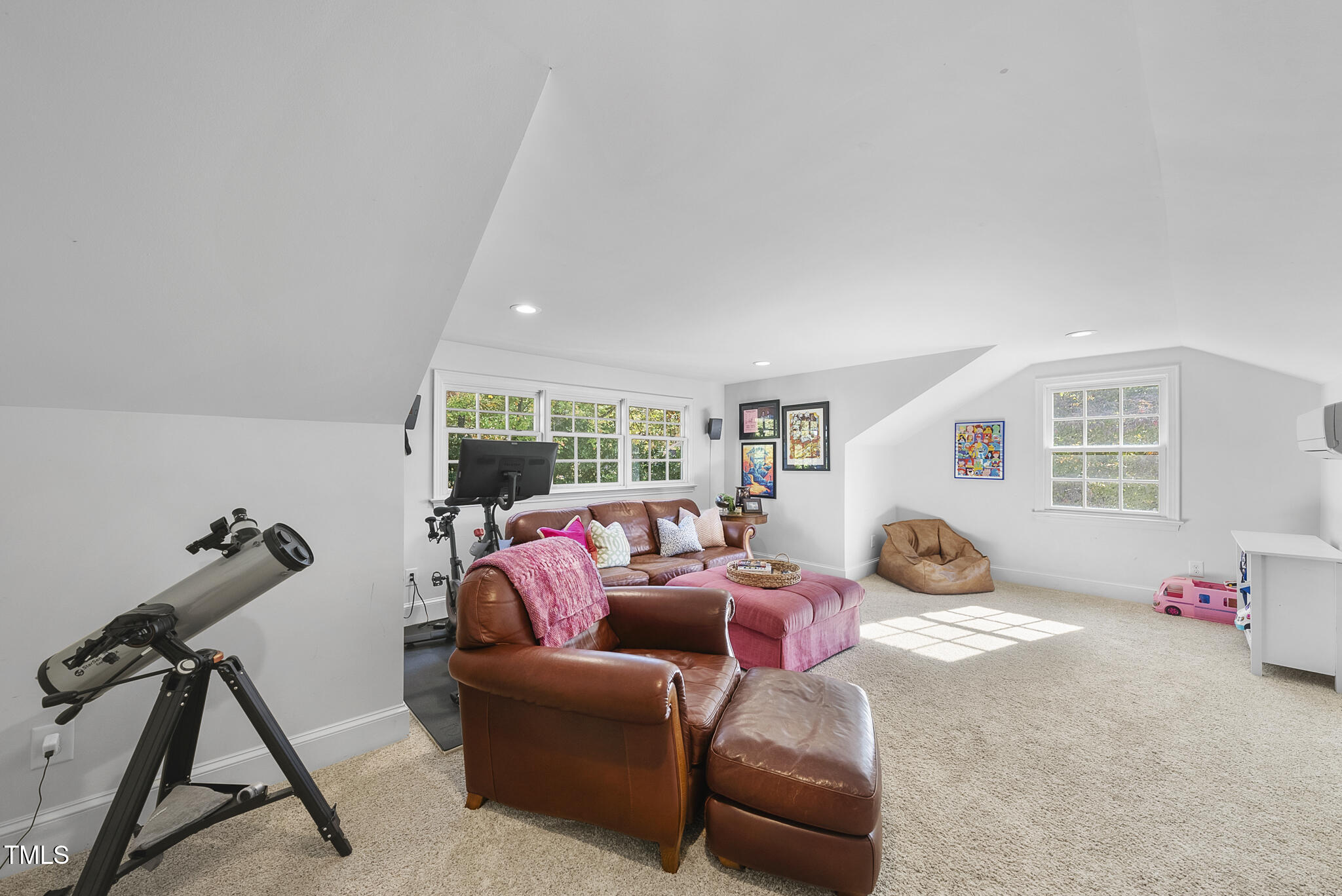 805 Faulkner Place Raleigh, NC 27609 - Photo 39 of 57 DSC09121