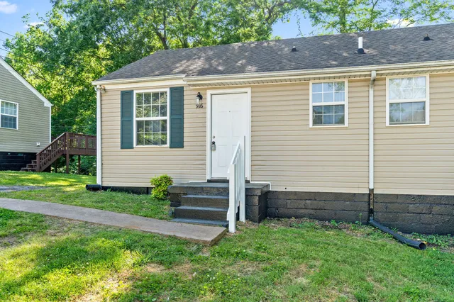 $795 | 928 Woody Hills Drive, Clarksville, TN 37040