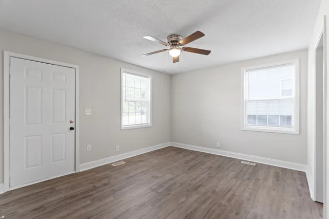 $795 | 928 Woody Hills Drive, Clarksville, TN 37040